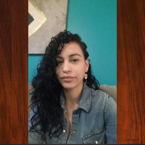 Meet your Posher, Zochitl - Picture 1 of 1